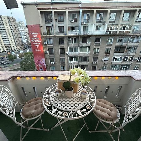 Ferienwohnung Panoramic Terace Victory Boutique Bukarest Exterior foto